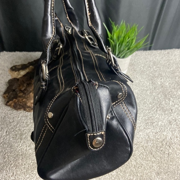 Emilie M Black Hobo Bag💕 - Picture 5 of 9